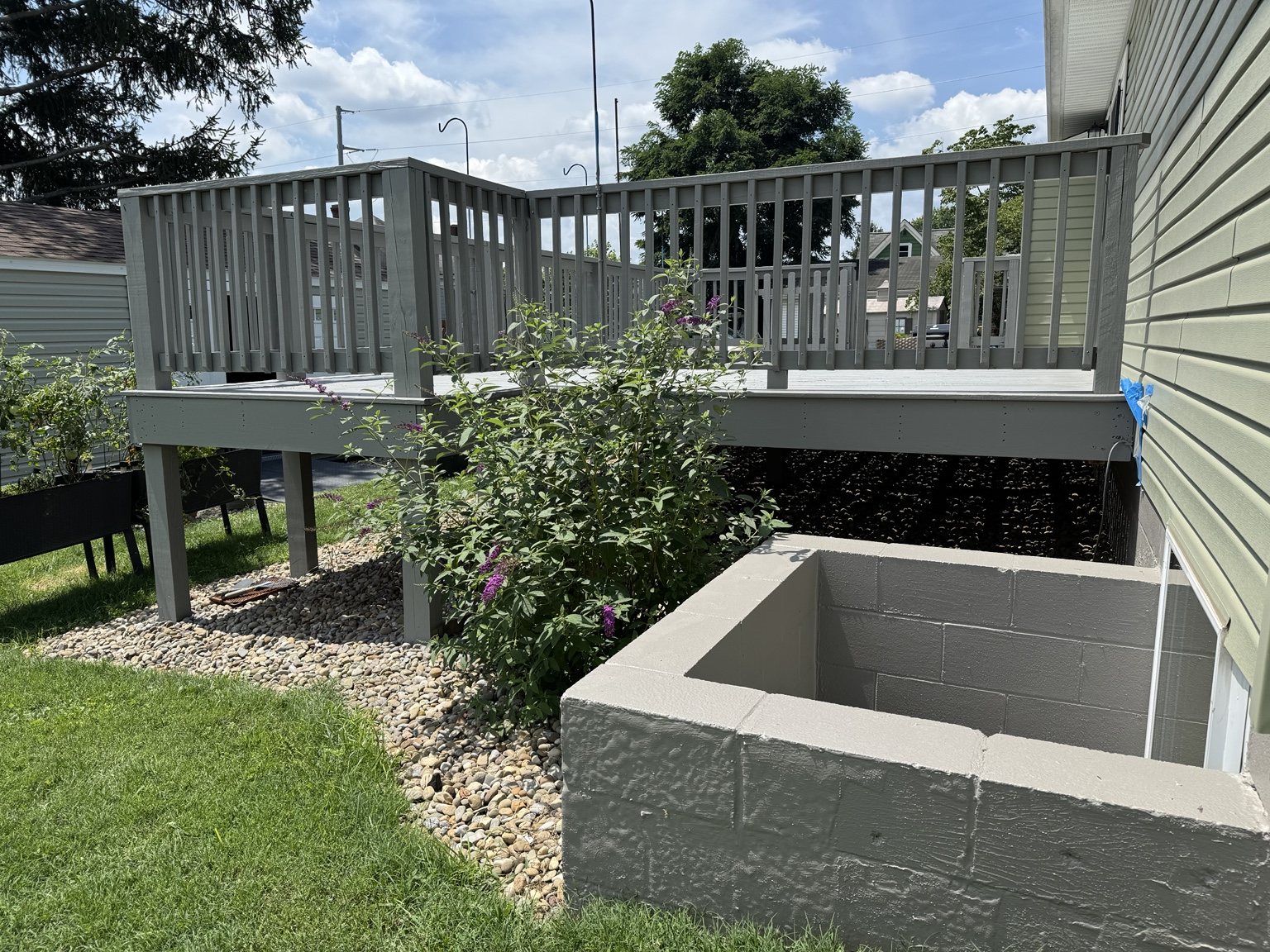 Freshly coated raised deck